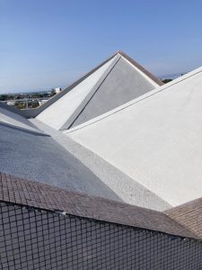 常滑陶芸研究所　トップライト